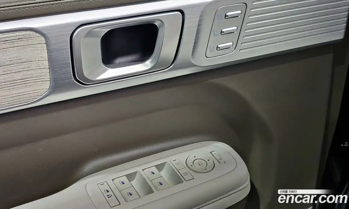 Hyundai Santa Fe 2024 1.6 гидро в Москве № 2049916, фото 35