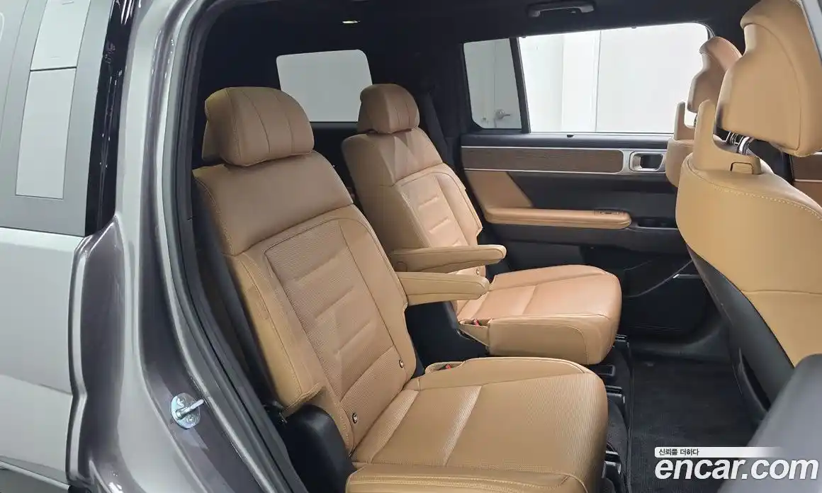 Hyundai Santa Fe 2024 1.6 гидро в Москве № 2049939, фото 17