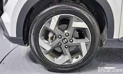 Hyundai Venue 2023 1.6 гидро в Москве № 2049974, миниатюра 5