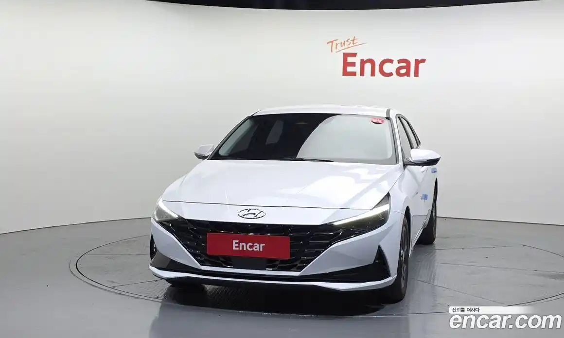 Hyundai Avante 2022 1.6 гидро в Москве № 2050067, фото 3