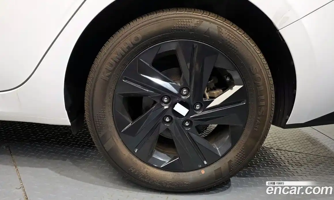 Hyundai Avante 2022 1.6 гидро в Москве № 2050067, фото 7