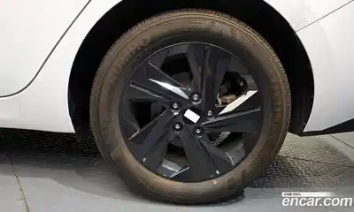 Hyundai Avante 2022 1.6 гидро в Москве № 2050067, миниатюра 7