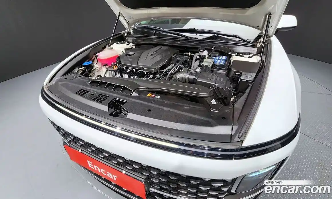 Hyundai Grandeur 2023 2.5 гидро в Москве № 2050101, фото 6