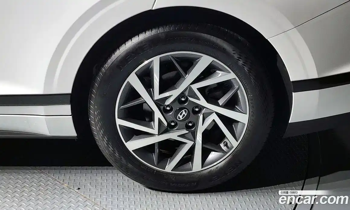 Hyundai Grandeur 2023 2.5 гидро в Москве № 2050101, фото 7
