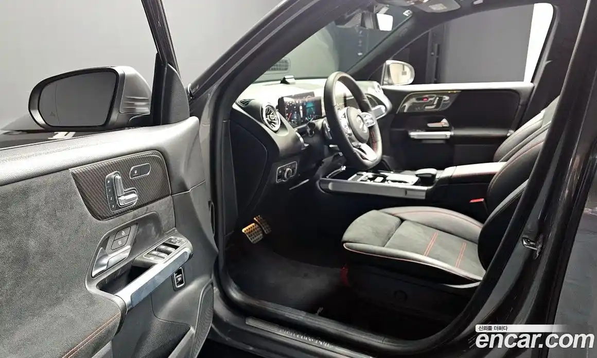 Mercedes-Benz GLB-Class 2023 2.0 гидро в Москве № 2050120, фото 13