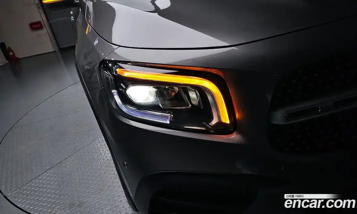 Mercedes-Benz GLB-Class 2023 2.0 гидро в Москве № 2050120, фото 8