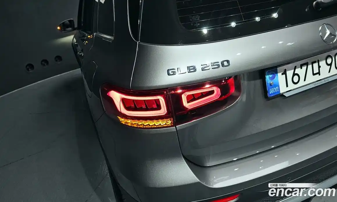 Mercedes-Benz GLB-Class 2023 2.0 гидро в Москве № 2050120, фото 9