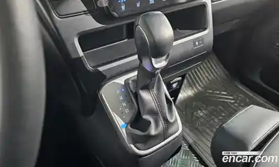 Hyundai Staria 2025 2.2 гидро в Москве № 2050140, миниатюра 12