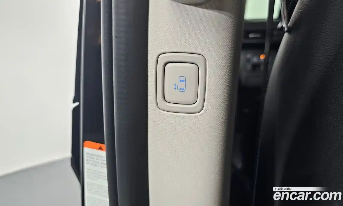 Hyundai Staria 2025 2.2 гидро в Москве № 2050140, фото 24