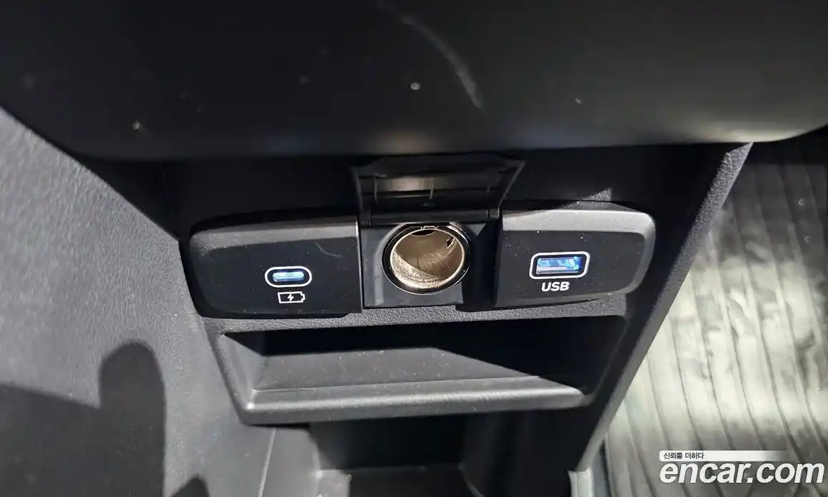 Hyundai Staria 2025 2.2 гидро в Москве № 2050140, фото 31