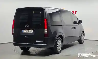 Hyundai Staria 2024 2.2 гидро в Москве № 2050151, миниатюра 2