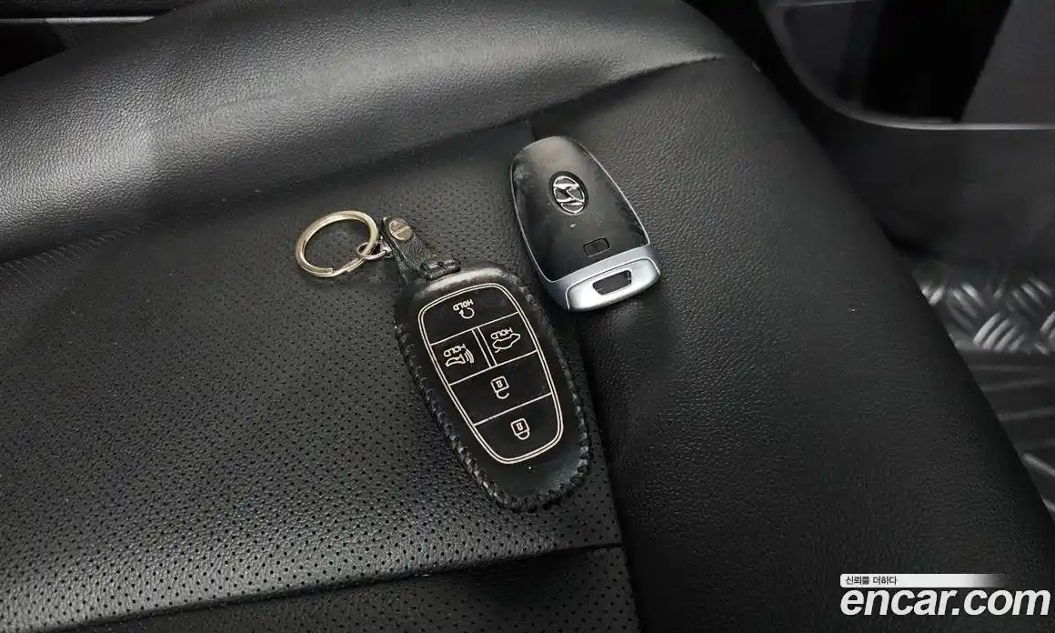 Hyundai Staria 2022 3.5 гидро в Москве № 2050296, фото 22