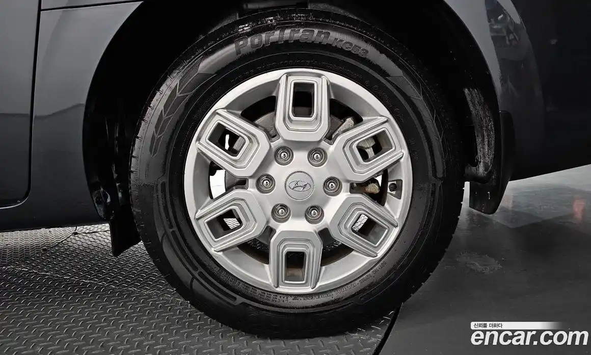 Hyundai Staria 2022 3.5 гидро в Москве № 2050296, фото 6