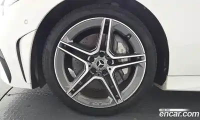 Mercedes-Benz CLS-Class 2022 2.0 гидро в Москве № 2050609, миниатюра 4