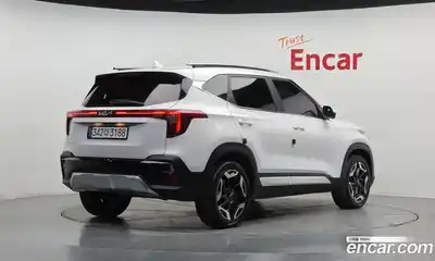 Kia Seltos 2024 1.6 гидро в Москве № 2050652, миниатюра 2