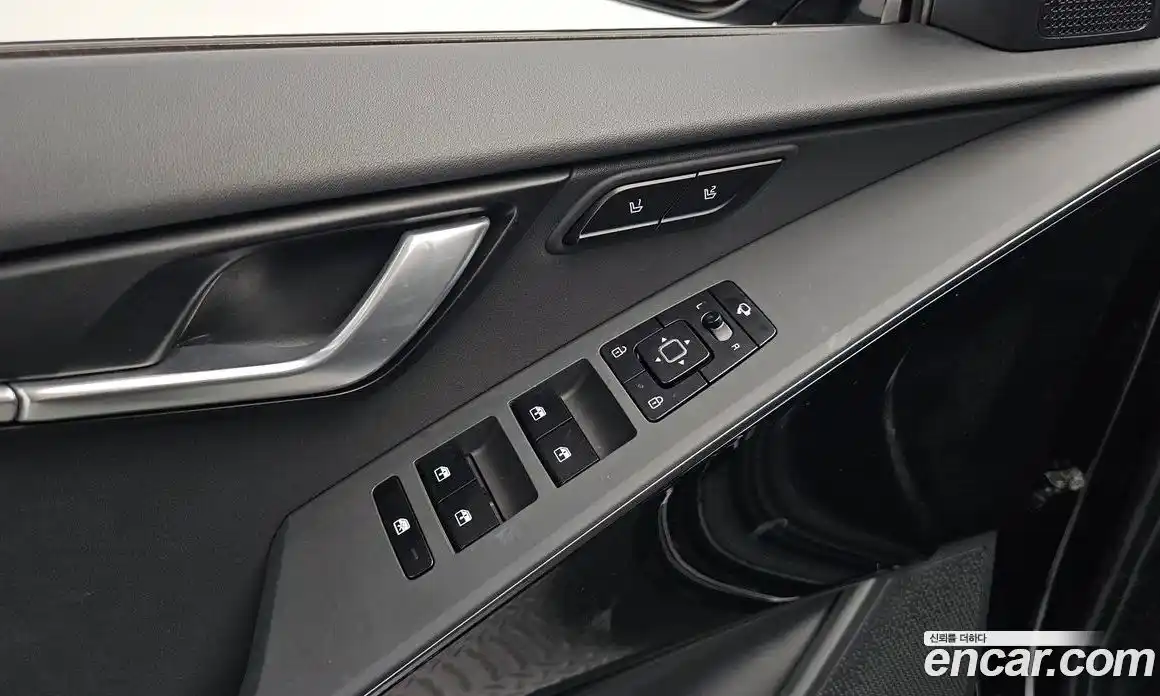 Kia Niro 2023 0.2 гидро в Москве № 2050698, фото 23