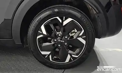 Kia Niro 2023 0.2 гидро в Москве № 2050698, миниатюра 7