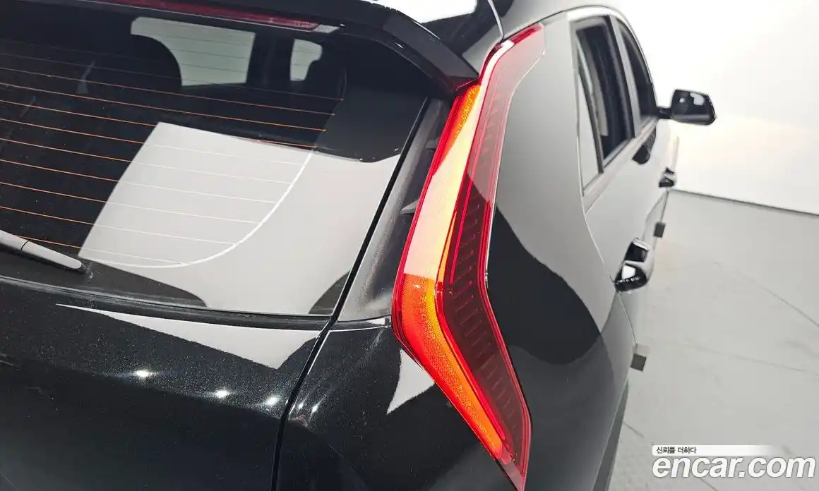 Kia Niro 2023 0.2 гидро в Москве № 2050698, фото 9