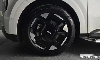 Kia Canival 2024 1.6 гидро в Москве № 2050735, миниатюра 5