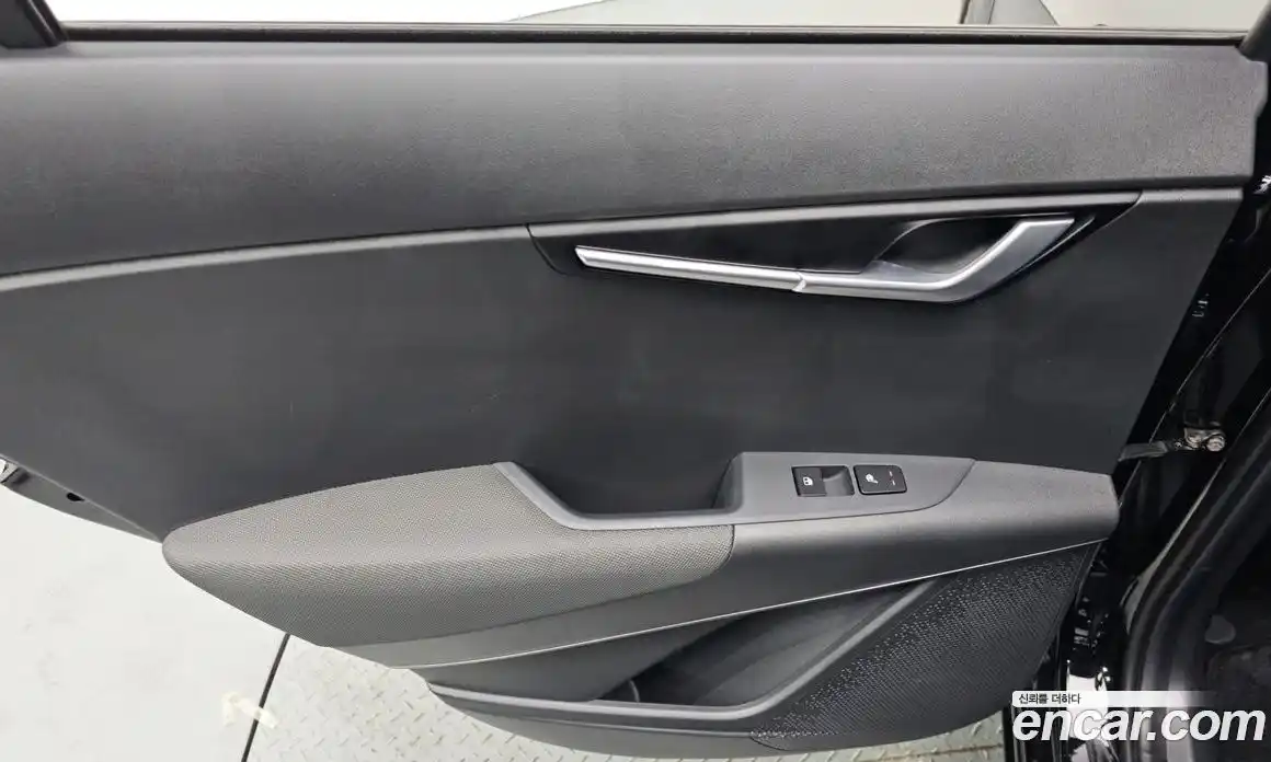 Kia Niro 2023 0.1 гидро в Москве № 2050787, фото 15
