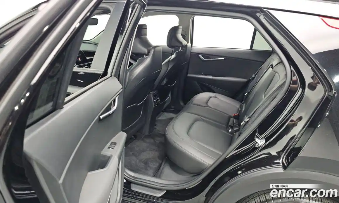 Kia Niro 2023 0.1 гидро в Москве № 2050787, фото 19