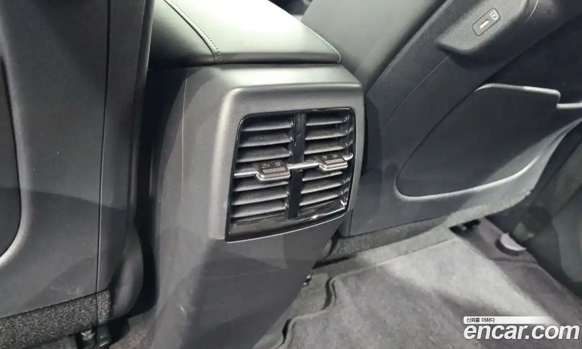 Kia Niro 2023 0.1 гидро в Москве № 2050787, фото 32