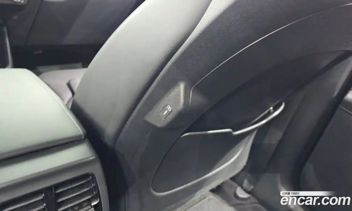 Kia Niro 2023 0.1 гидро в Москве № 2050787, фото 33