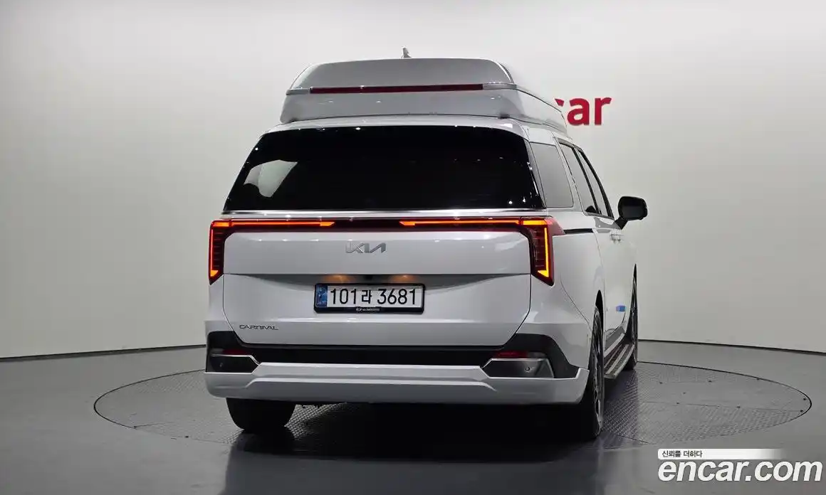 Kia Canival 2024 3.5 гидро в Москве № 2050830, фото 4
