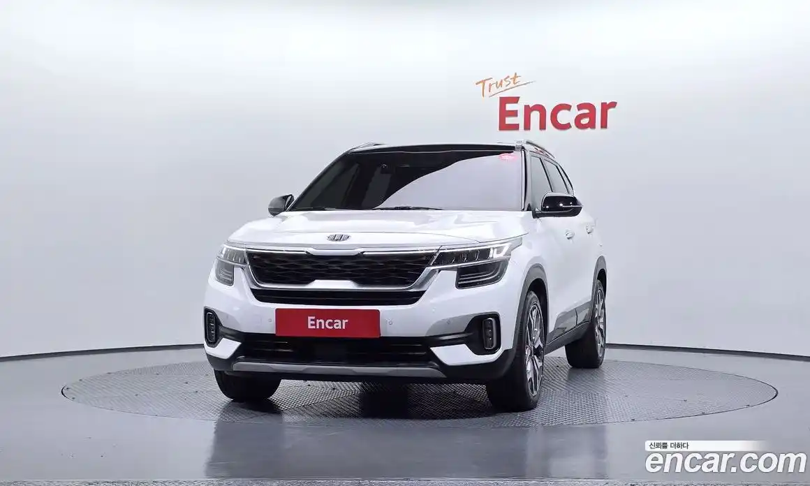 Kia Seltos 2020 1.6 гидро в Москве № 2051003, фото 3