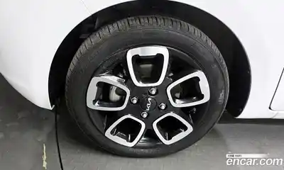 Kia Ray 2022 1.0 гидро в Москве № 2051042, миниатюра 5