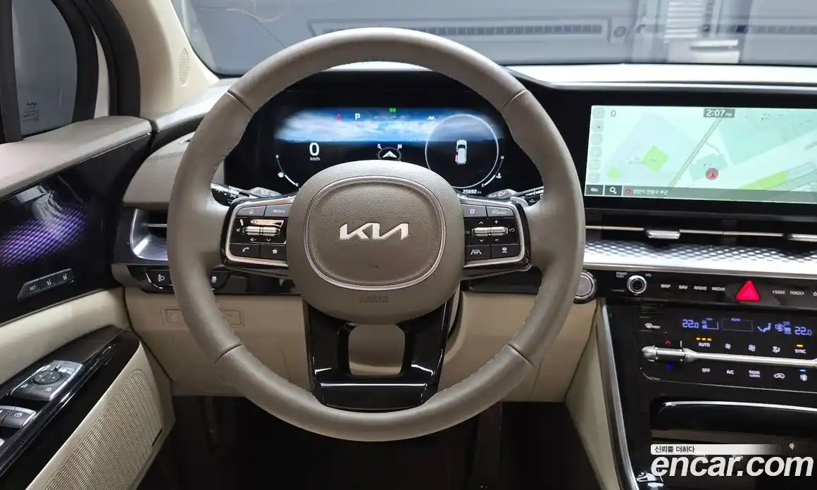 Kia Canival 2023 3.5 гидро в Москве № 2051058, фото 18