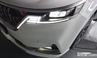 Kia Canival 2023 3.5 гидро в Москве № 2051058, миниатюра 8