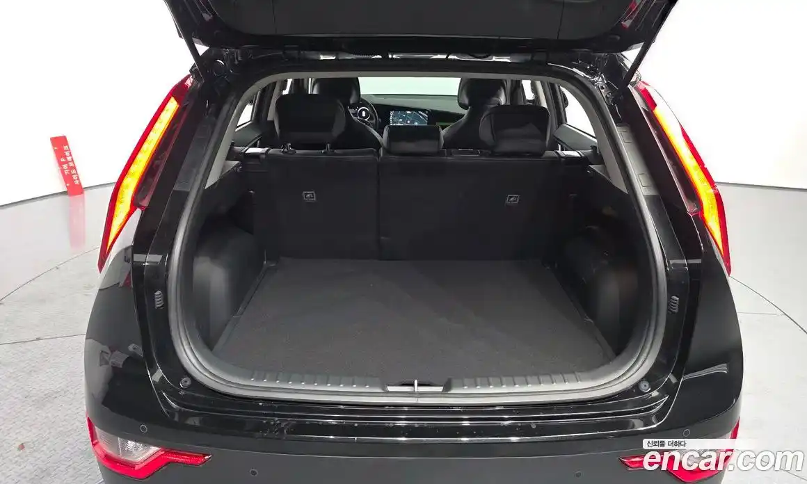 Kia Niro 2023 0.2 гидро в Москве № 2051097, фото 26