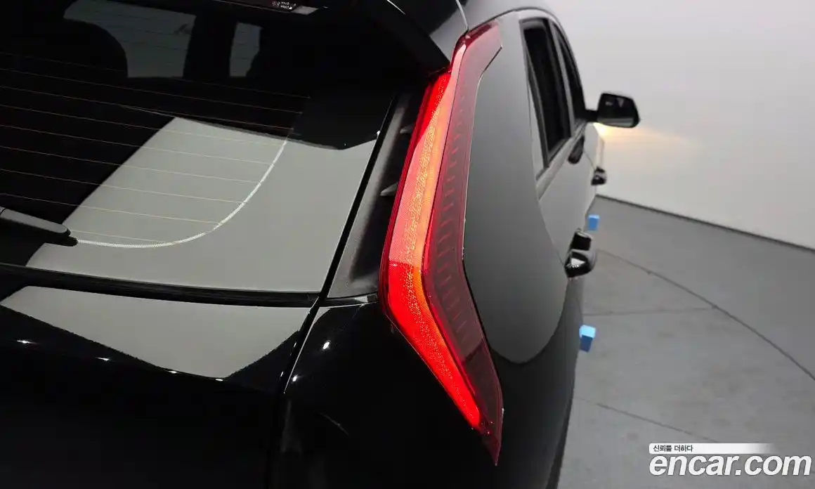 Kia Niro 2023 0.2 гидро в Москве № 2051097, фото 9