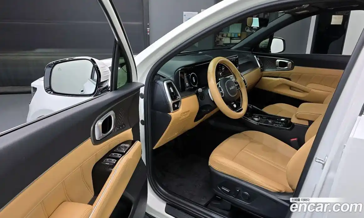 Kia Sorento 2022 2.5 гидро в Москве № 2051103, фото 13