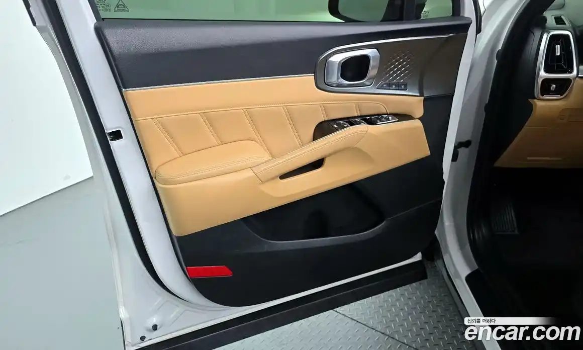 Kia Sorento 2022 2.5 гидро в Москве № 2051103, фото 14