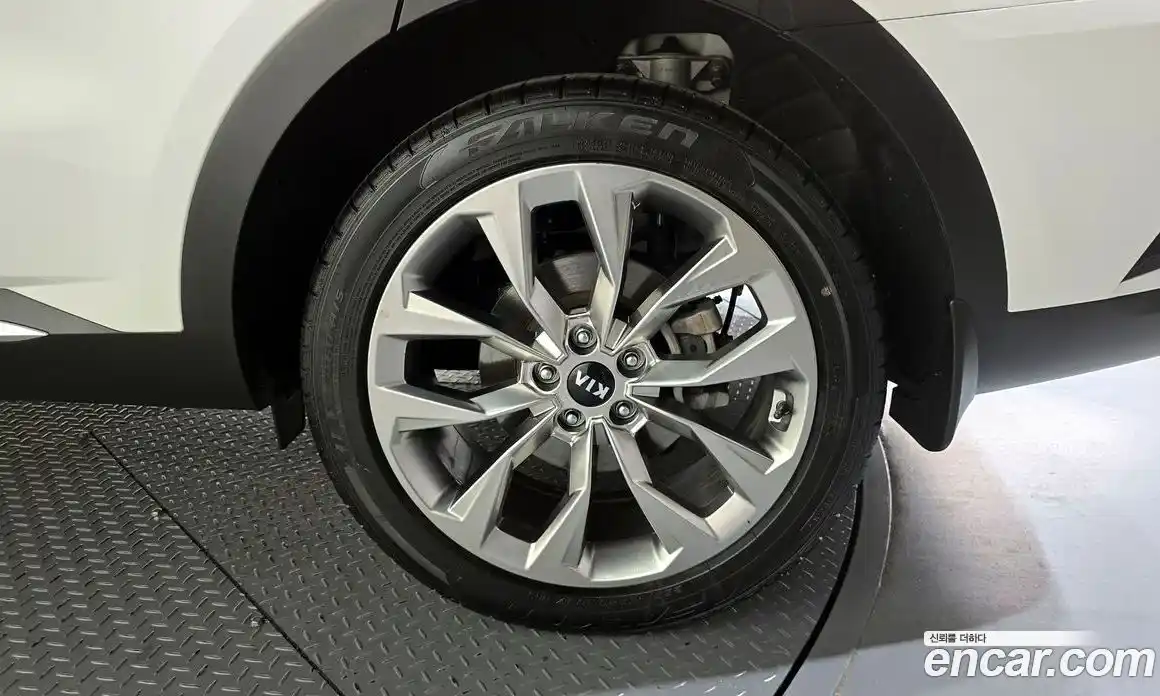 Kia Sorento 2022 2.5 гидро в Москве № 2051103, фото 7