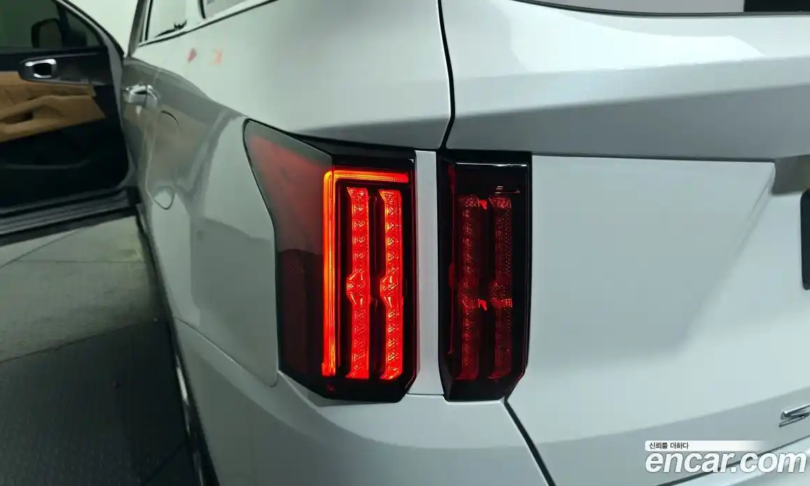 Kia Sorento 2022 2.5 гидро в Москве № 2051103, фото 9