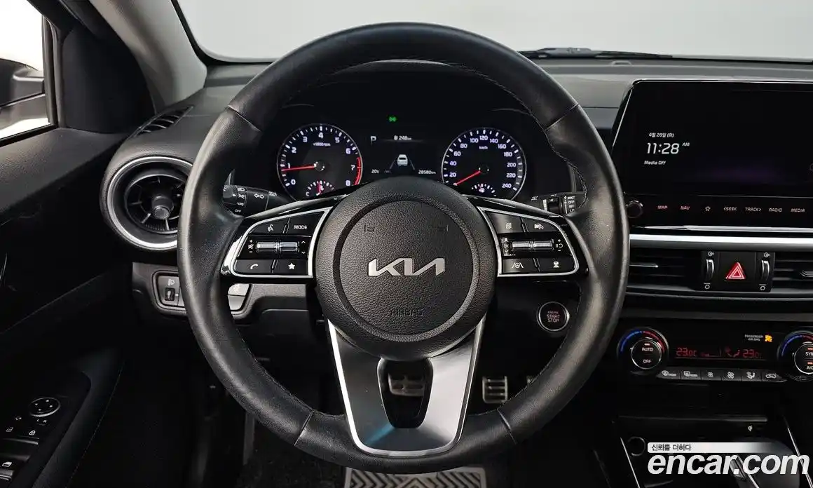 Kia K3 2022 1.6 гидро в Москве № 2051119, фото 17