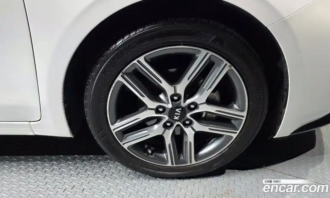 Kia K3 2019 1.6 гидро в Москве № 2051123, фото 7