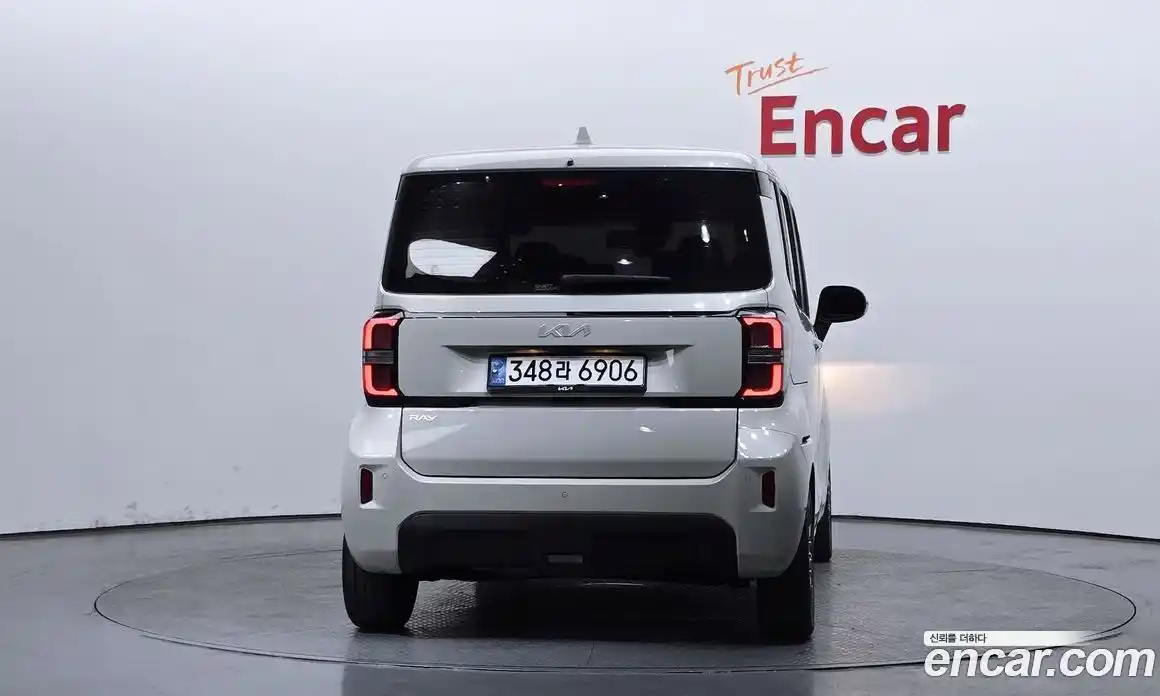 Kia Ray 2023 1.0 гидро в Москве № 2051231, фото 4