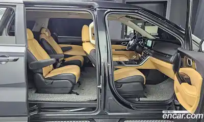 Kia Canival 2023 2.2 гидро в Москве № 2051289, миниатюра 12