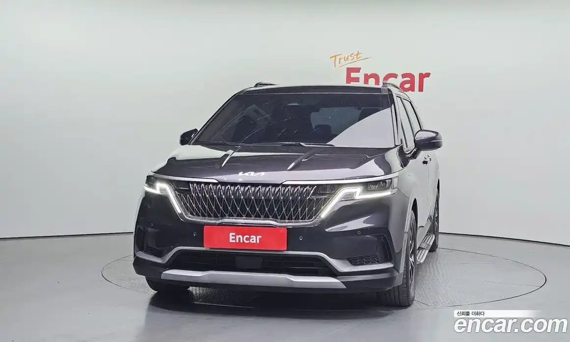 Kia Canival 2023 2.2 гидро в Москве № 2051289, фото 3