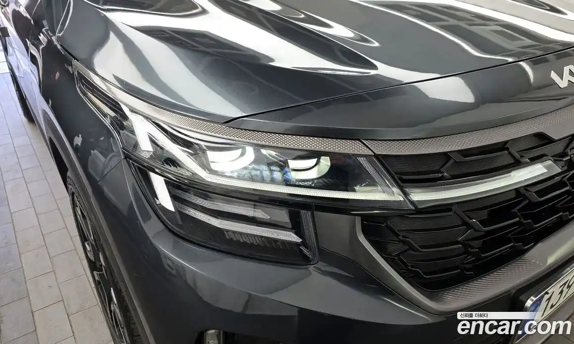 Kia Seltos 2023 1.6 гидро в Москве № 2051376, фото 8