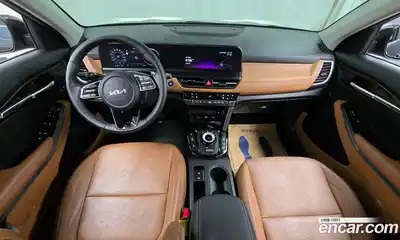 Kia Seltos 2023 1.6 гидро в Москве № 2051376, миниатюра 10