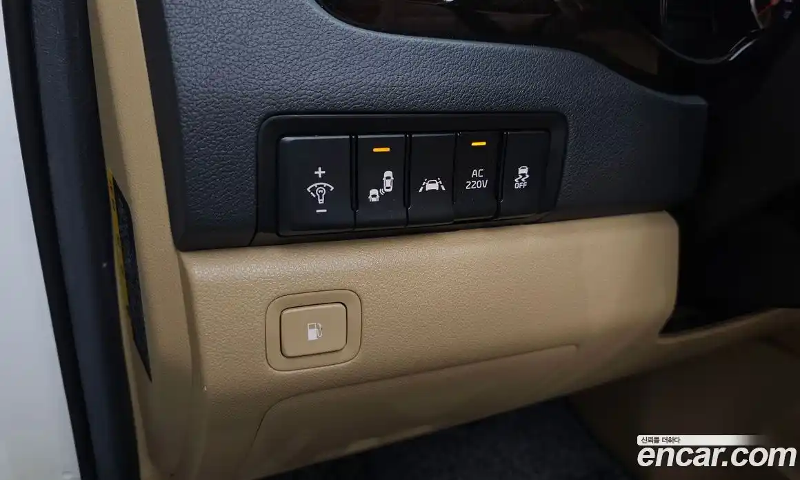 Kia Canival 2020 2.2 гидро в Москве № 2051387, фото 23