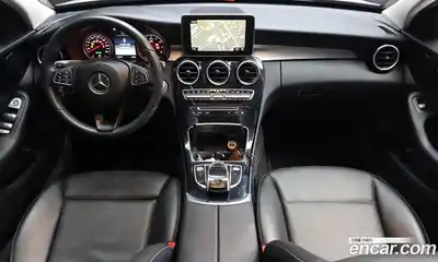 Mercedes-Benz C-Class 2017 2.0 гидро в Москве № 2051392, миниатюра 10
