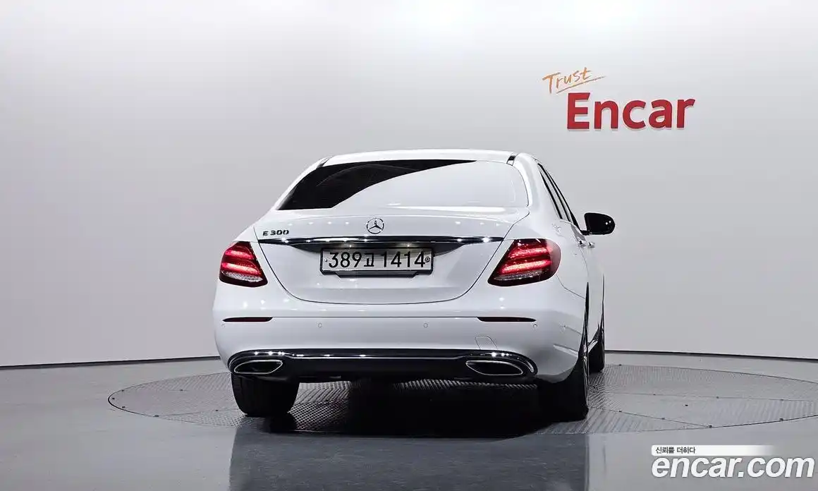 Mercedes-Benz E-Class 2020 2.0 гидро в Москве № 2051502, фото 4