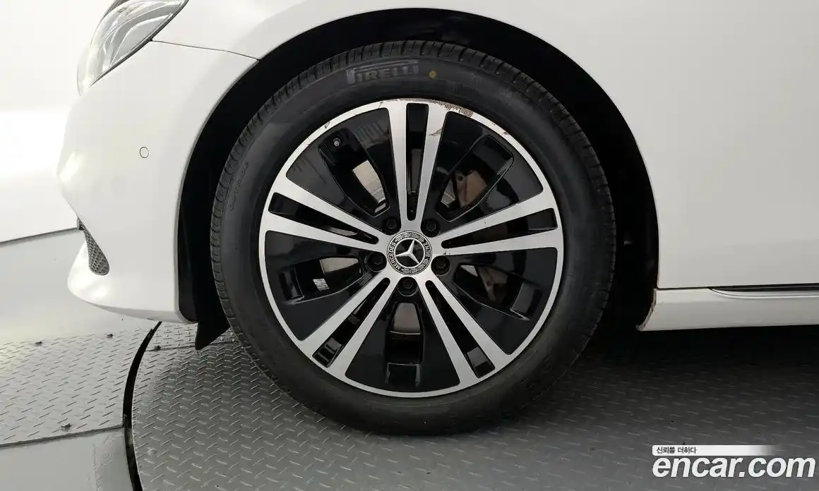 Mercedes-Benz E-Class 2020 2.0 гидро в Москве № 2051502, фото 5