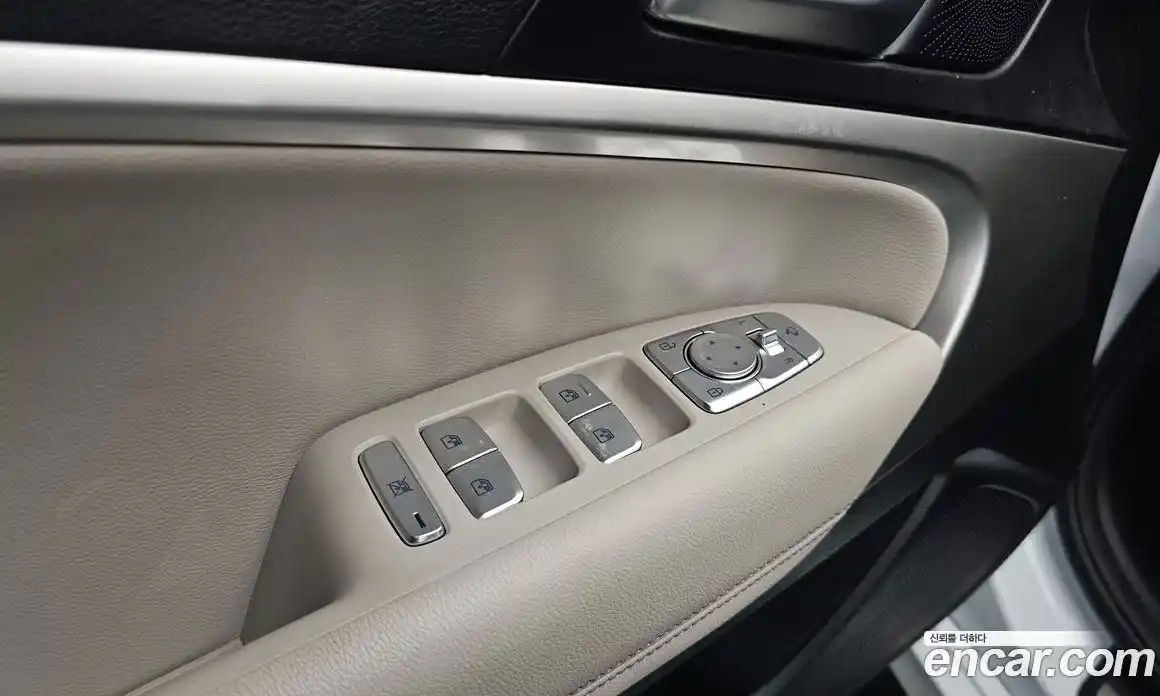 Genesis G70 2023 2.0 гидро в Москве № 2051527, фото 23